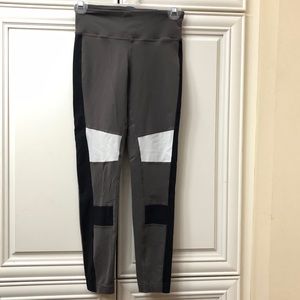 Reebok speedwick grey & black leggings